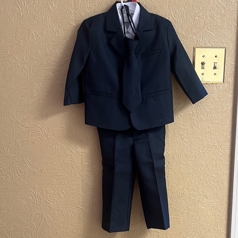 Toddler Navy 5 Piece Suit size 2